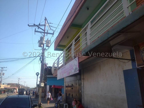 Local Comercial, En Zona De Alto Trafico En Avenida Pricipal, Ideal Para Invertir Iniciar Tu Negocio Con Todo El Exito, Con Total Seguridad En Centro Comercial