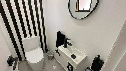 Casa Remodelada En Serramonte