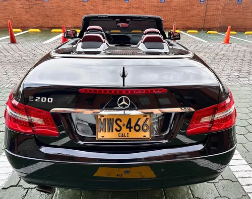 Mercedes-Benz E200 Cabrioles