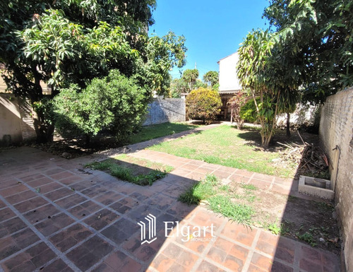 Casa En Venta En San Miguel De Tucumán