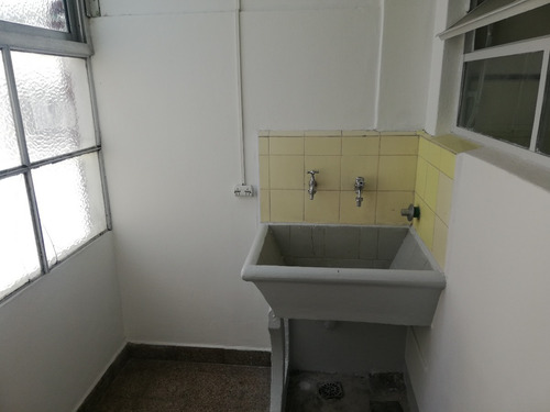 Imagen 6 de 13 de Departamento De 3 Ambientes/ A 1 Cuadra Dela Estación Ramos Mejía