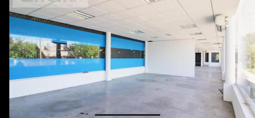 Alquiler Galpon , 2100 M2 En Ituzaingo