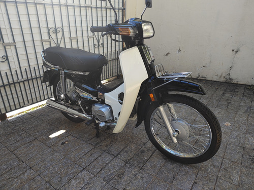 Honda Dream 1997 Restaurada Com ExcelĂȘncia