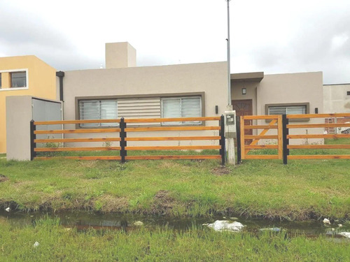 Casa En Venta En La Plata.