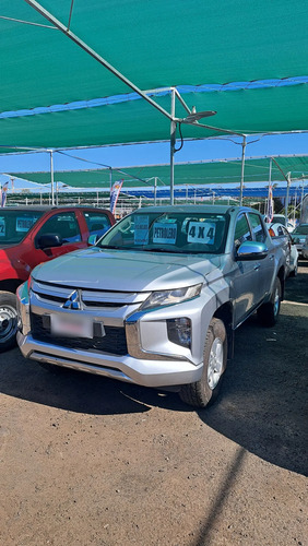 Mitsubishi L200 2.4 Td Katana Crm Mt 4x4 Diesel 2021