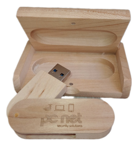 Pendrive Pcnet Con Caja De Madera Claro 3.0 De 128gb