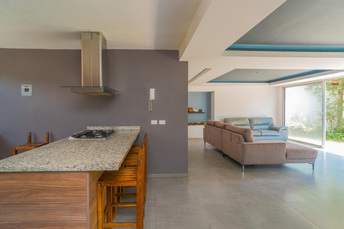 Casa En Venta En La Cañada Con Jardín Privado En Lomas De Atzingo Cuernavaca Morelos