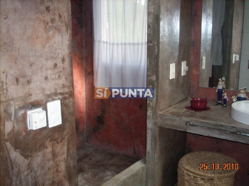 Imagen 14 de 17 de Casa En Laguna Blanca En Alquiler