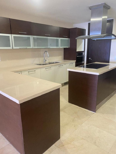 Imagen 16 de 20 de Beach Front Aparment For Rent In Cancun. 16th Floor, 4 Bedrooms. Long Term.
