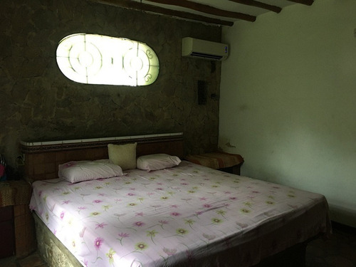 Imagen 3 de 7 de Bella Casa De Estilo Rustico En Naguanagua Foc-1066