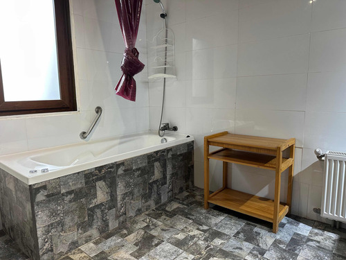Casa 7 Dormitorios Y 3 Baños