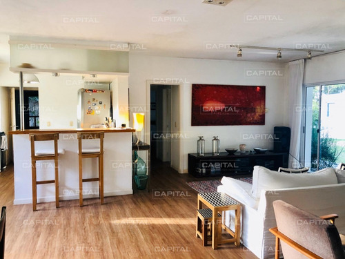 Casa De Cuatro Dormitorios Con Piscina En Barrio Privado.- Ref: 29000