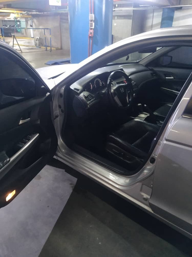 Imagen 7 de 10 de Honda Accord