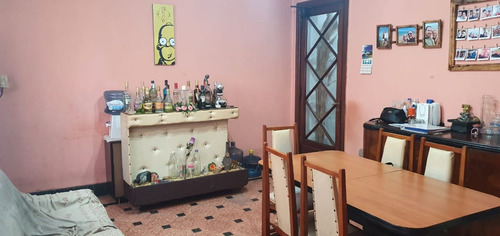 Imagen 4 de 17 de Venta Ph 4 Ambientes Sobre Av. Hip. Yrigoyen 6500