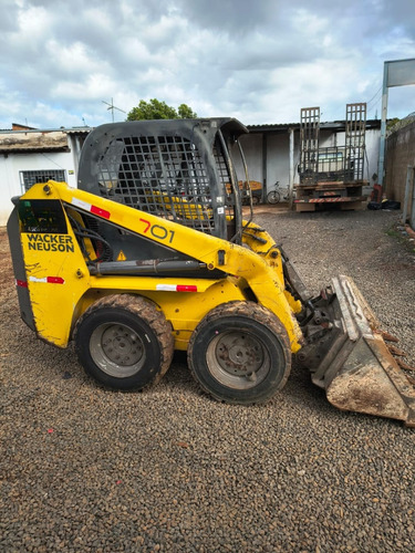 Mini-carregadeira Wacker Neuson 701s Ref.242316