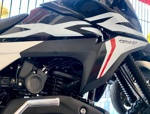 Imagen 3 de 17 de Honda Xr190l Enduro Conquista Todos Los Terrenos En Genamax!