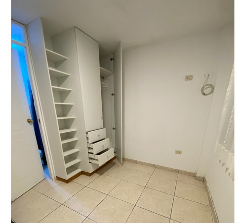 Imagen 7 de 9 de Minidepartamento En San Borja, Departamento En San Borja, Departamentos En San Borja, En Avenida Rosa Toro Cuadra 9 Cruce Con Canada Cuadra 35, Excelente Zona Comercial Todo A La Mano