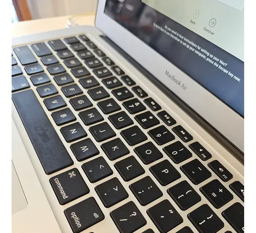 Mac Air 13.3 Core_i5 8gb Ram 128gb Ssd- Bat. Nova -na Caixa