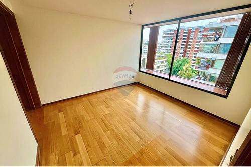 Depto En Venta Plaza Las Lilas, 3d Y 3b
