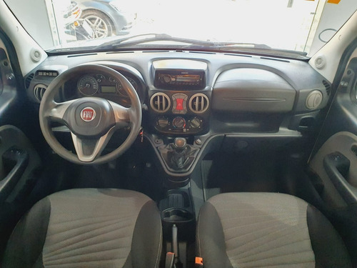Imagem 7 de 9 de Doblo Essence 1.8 7 Lugares Flex - 2017