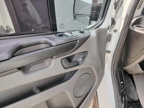 Ford Transit 2.2 Van Larga Techo Alto Custom Mt