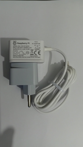 Fonte Oficial Para Raspberry Pi 4b Branca Bivolt Saída 5v 3a (Usado)