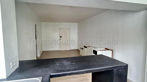 Apartamento En Alquiler - La Campiña- Mls #26-394-andreina C