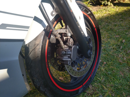 Imagen 3 de 15 de Daelim Vjf 250 Roadwin