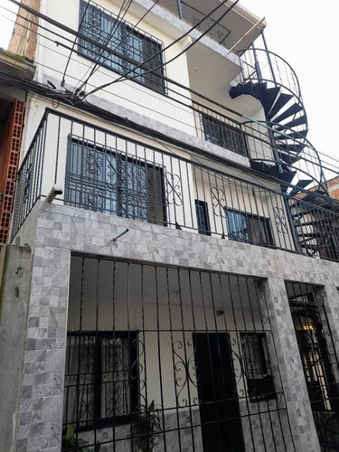 Barrio Talanga - Edificio De Cuatro Pisos En Venta Cali Valle