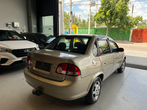 Chevrolet Corsa Classic 1.0 MPFI LS 8V FLEX 4P MANUAL