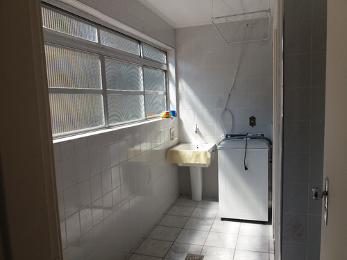 Vendo Apto. Mobiliado Praia Do Itararé, Prédio De Frente Para A Praia 2 Quartos(+1) - Ótima Localização