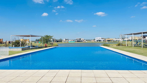 Imagen 22 de 30 de Casa Venta Barrio Cerrado Laguna Azul Pileta