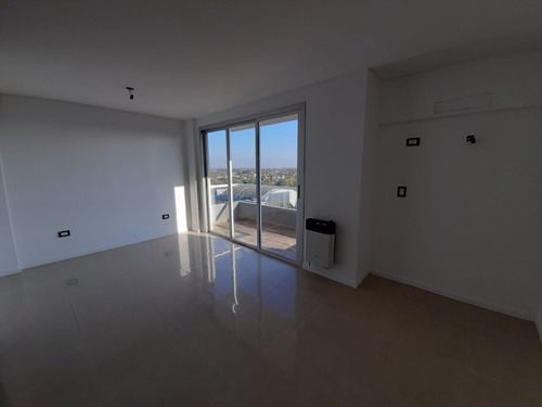 Imagen 4 de 9 de Departamento En Venta En Ituzaingo Norte