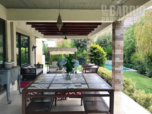 Imagen 8 de 24 de Casa En Venta De 5 Dorm. En Chicureo