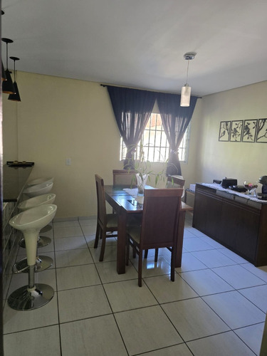 Casa 3 Quarto Sendo 1 Suite