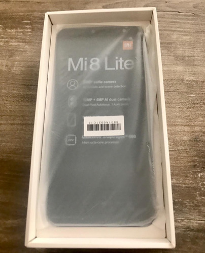 Xiaomi Mi 8 Lite Dual Sim 64 Gb Preto 4 Gb Ram - Semi-novo