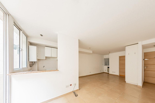 Imagen 7 de 13 de Departamento Monoambiente En Venta Nuevo Amplio Con Patio En Echesortu Centro Rosario