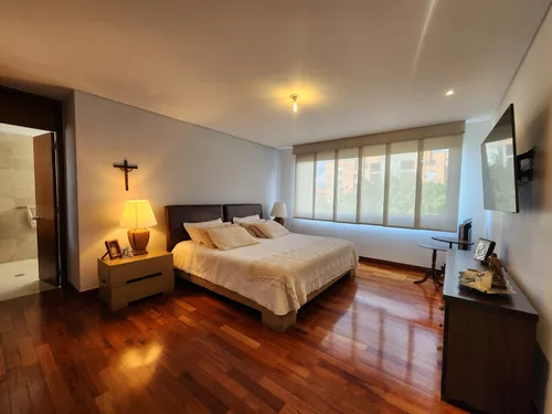 Apartamento En Venta En El Poblado. Cod V12369
