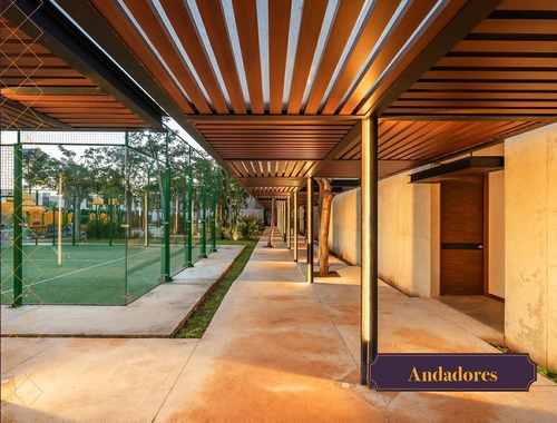 Casa En Privada Con Casa Club Y Amenidades. Palta 152 Mod. E