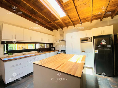 Moderna Casa En Venta A Estrenar A Pocas Cuadras De La Playa La Barra