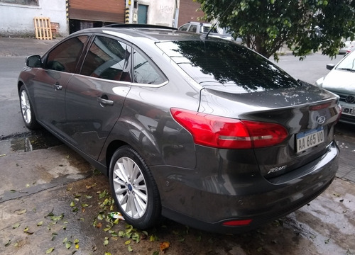 Imagen 5 de 16 de Ford Focus Titanium