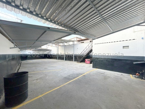Ana Karina Molleja Vende Potencial Local Comercial En Zona Oeste Barquisimeto, Lara/ Akm