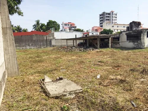 Venta Gran Terreno Con Casa 3 Rec. Col. Zapote Gordo Tuxpan Veracruz