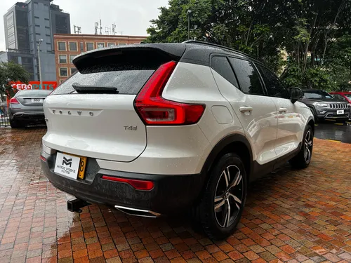 Volvo XC40 T4 R-Desing