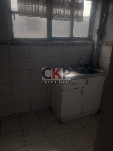 Depto. Piso 3. 3d+1b. Poniente Subsidios. Metro. Lo Prad