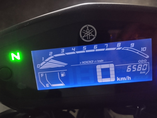 Vendo Moto Yamaha Poco Uso