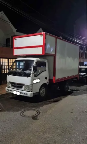 Camión Jbc 1030 En 55.000.000 Negociables, Listo Para Traspa