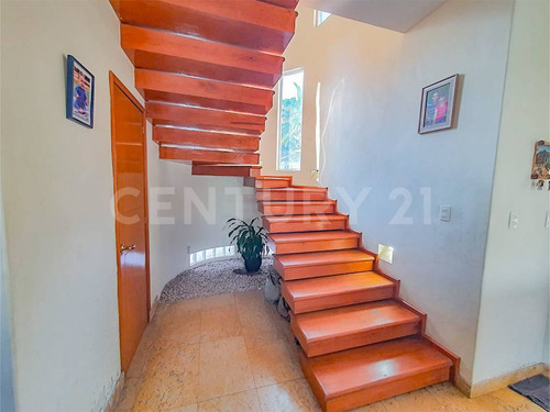 Casa De 664 M2 En Sumiya Jiutepec Morelos $10,800,000.00 Mxn