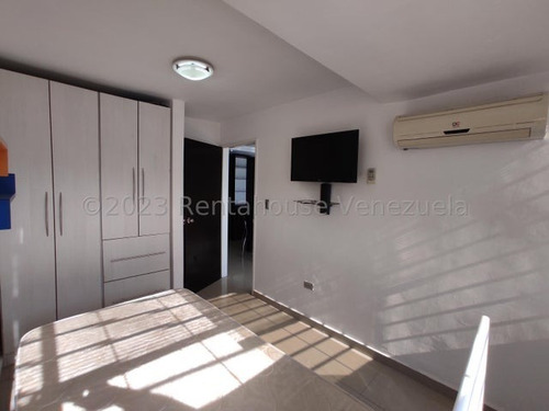 Imagen 26 de 30 de Apartamento Duplex En Venta Urb Los Caobos, Maracay 23-23982 Hc