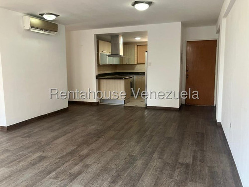 Se Vende Excelente Apartamento En Los Palos Grandes #25-18980 Pm